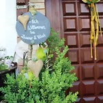 Haus Waldesruh, 3 Apartment *