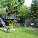 Haus Waldesruh, 3 Apartment *